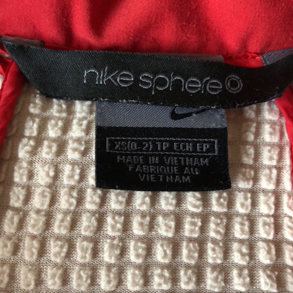 XS Red Nike Spring Coat - Picture 5 of 15